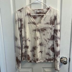 Very light long sleeve top for hot weather